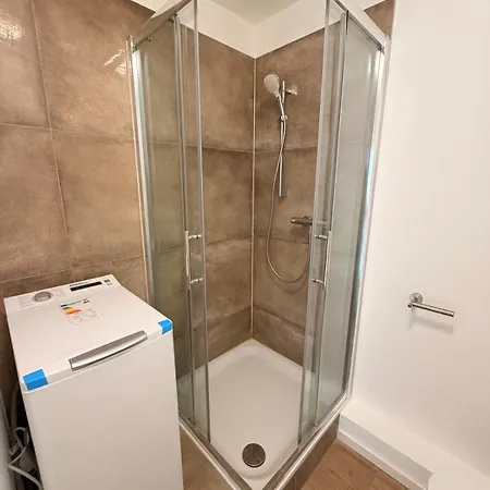 Apartment In The Transport Links